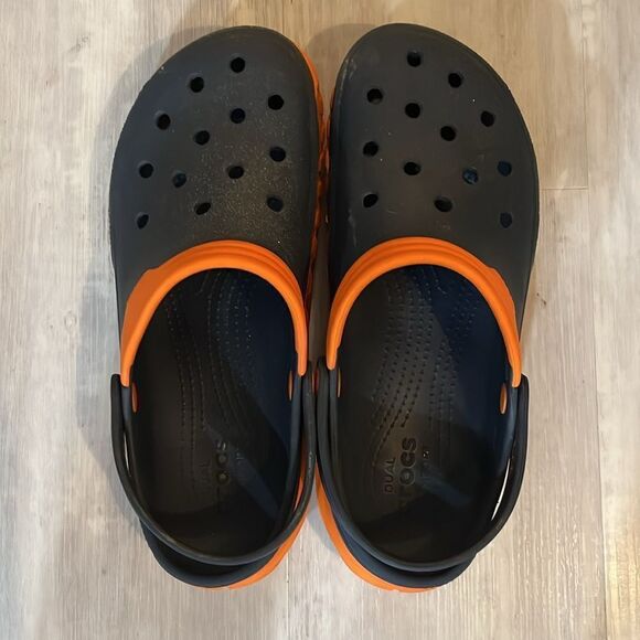 CROCS Navy and Orange w orange Button Limited Edition Men’s 11M - Picture 3 of 6